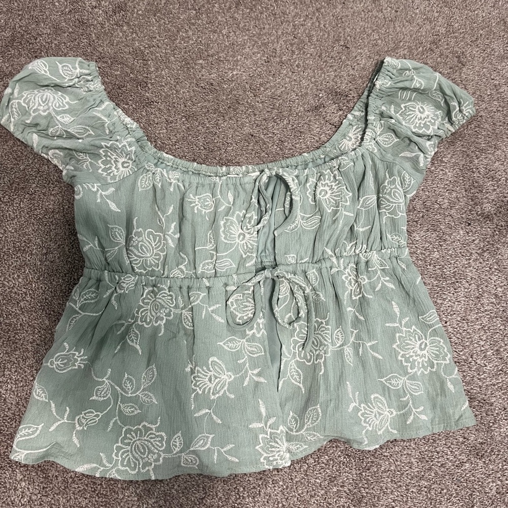 Elegant Floral Embroidered Women's Blouse